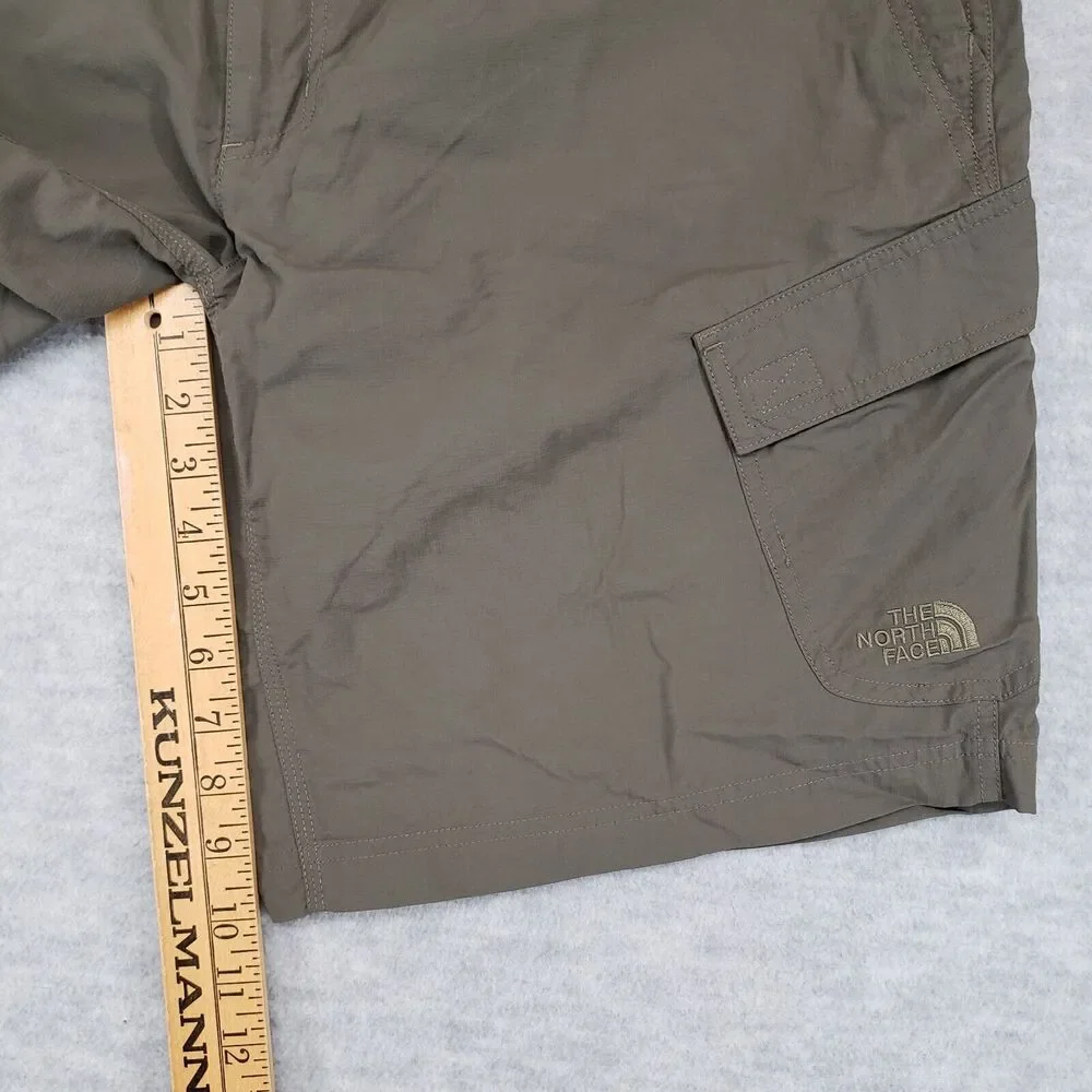 The North Face Ripstop Cargo Hiking Shorts Mens 40‎ Army Olive Green Camping